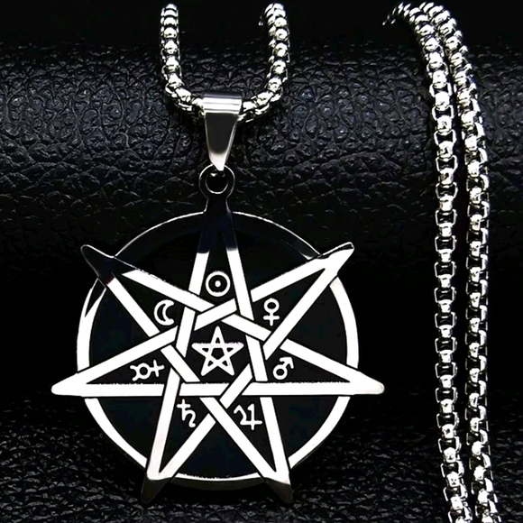 Seven Pointed Faery Star Necklace - Picture 1 of 2